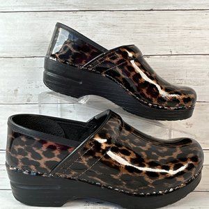 Dansko Clogs Womens Size 7.5-8M/38 Leopard Print Patent Leather Shoes Nursing